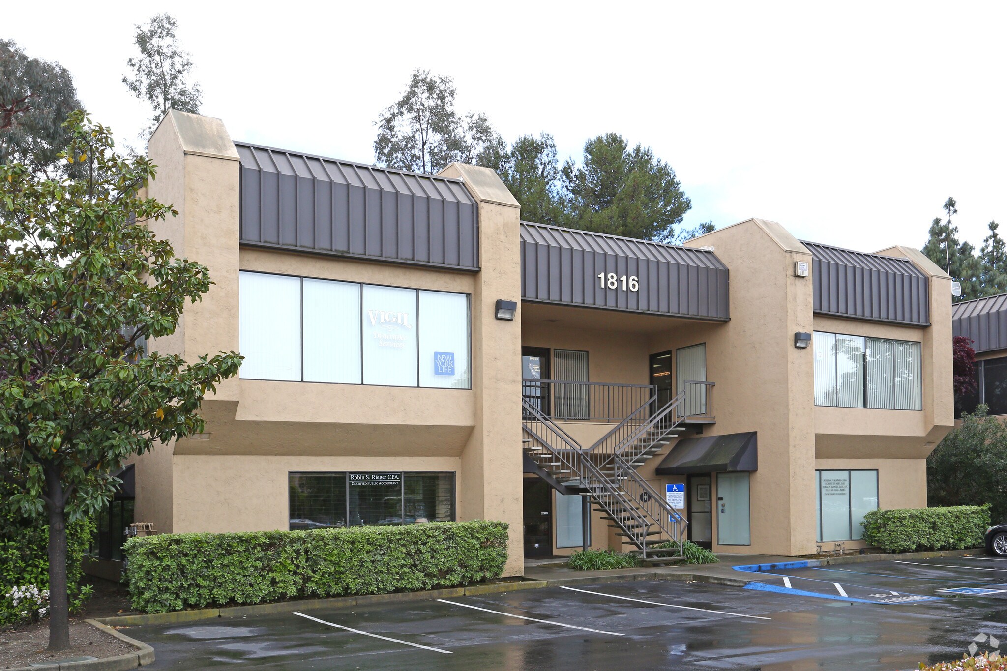 1816 W Kettleman Ln, Lodi, CA for Sale