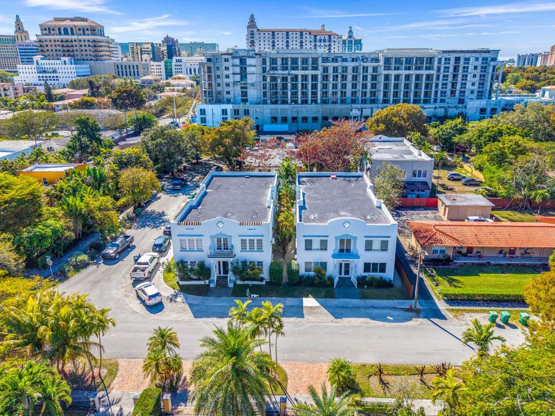 320-324 Mendoza Ave, Miami, FL for Sale