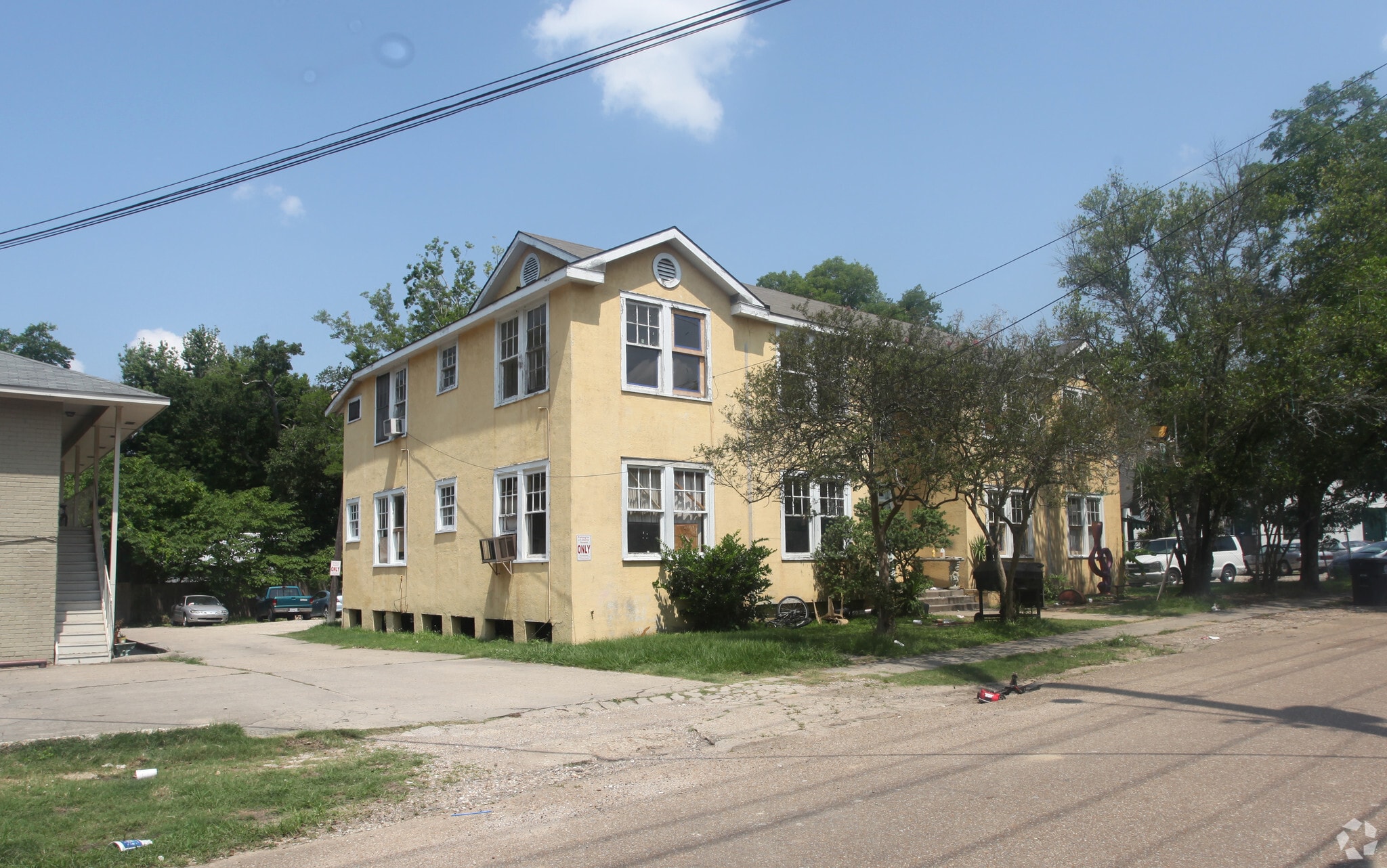 3250 Carlotta St, Baton Rouge, LA for Sale