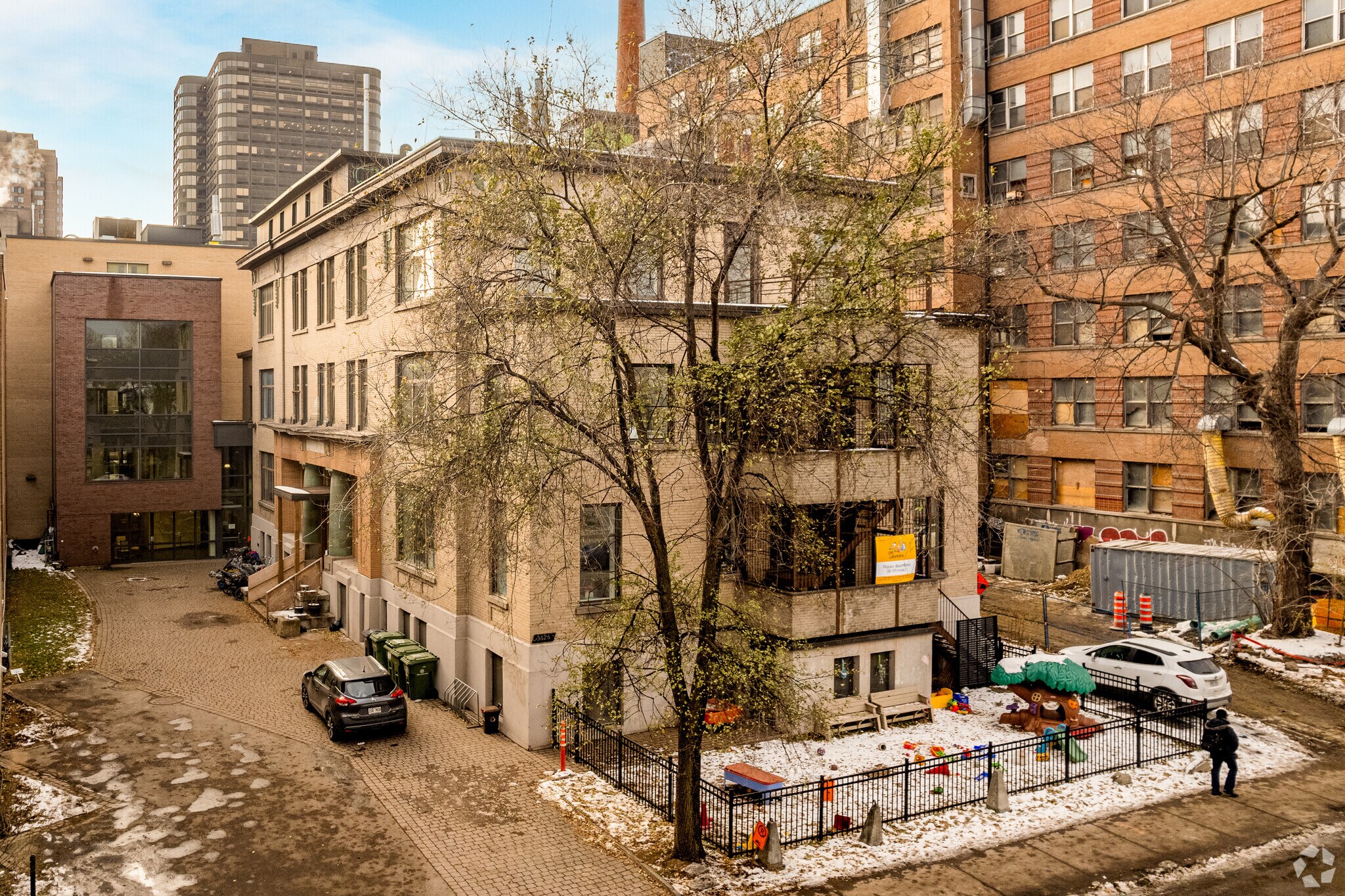 3626 Rue Saint-Urbain, Montréal, QC for Sale