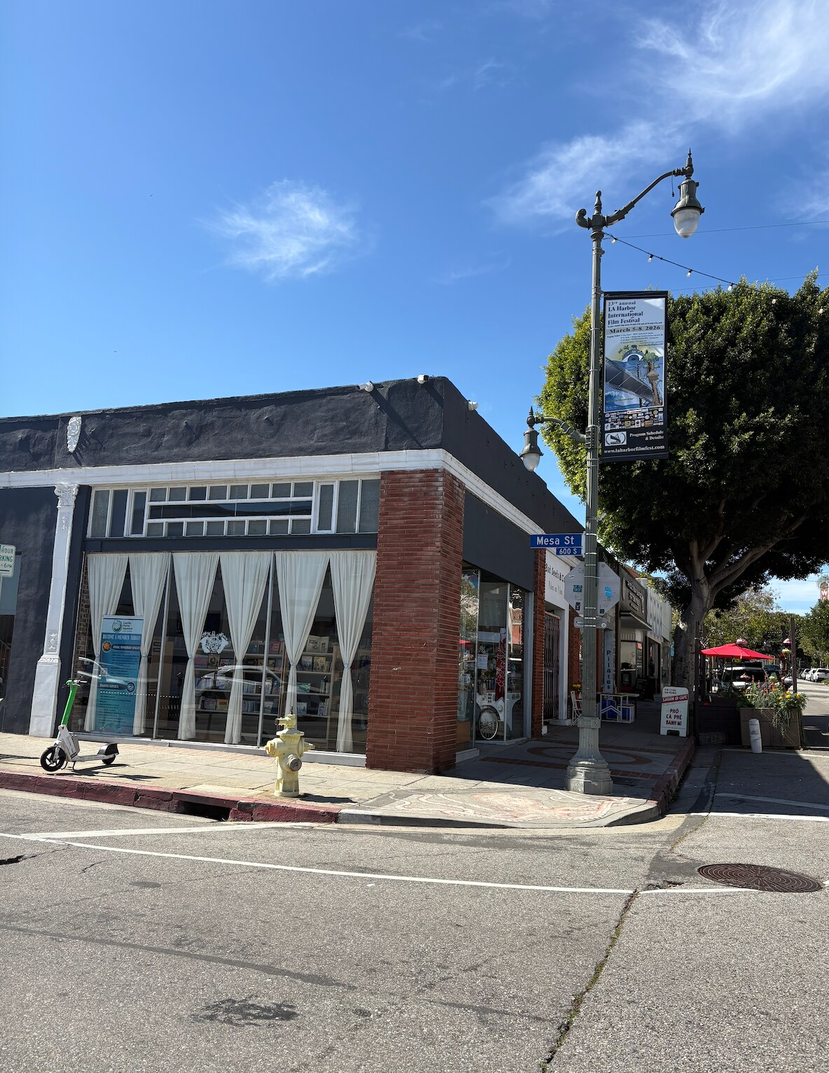 403-411 W 6th St, San Pedro, CA for Rent
