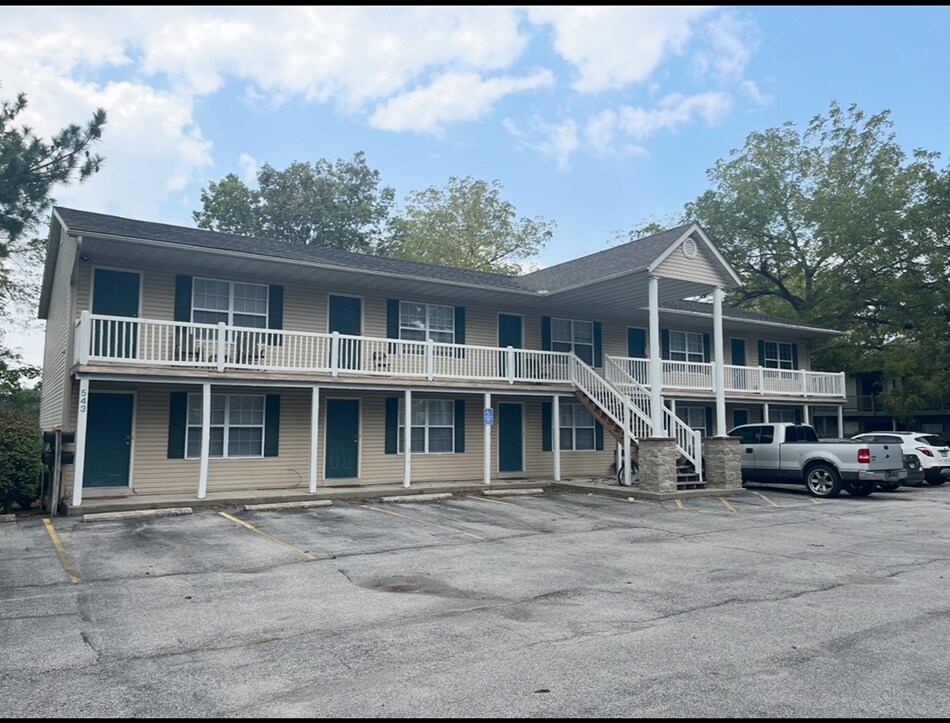 539 N 40th St, Belleville, IL for Sale