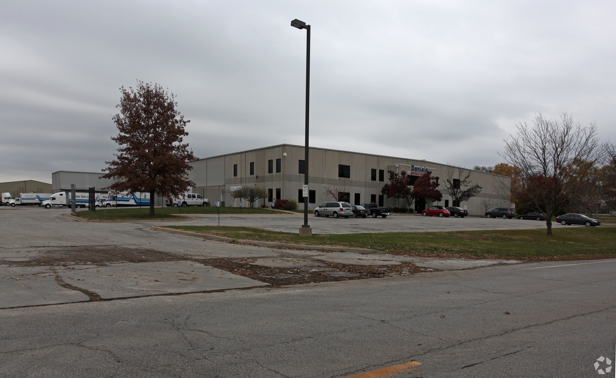 4800 Martha Truman Rd, Grandview, MO for Sale