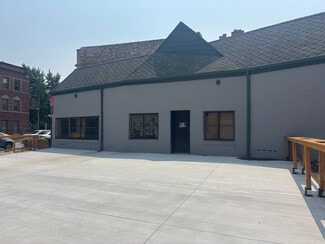 Chicago, IL Retail - 958 N California Ave