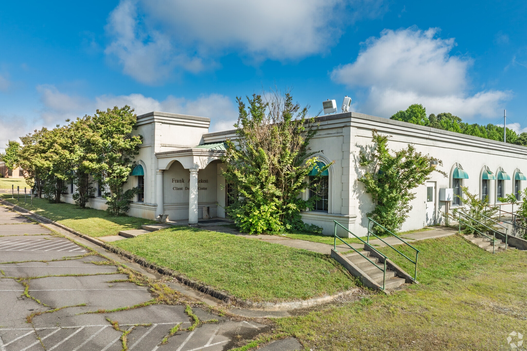 3811 Kimwell Dr, Winston-Salem, NC for Sale