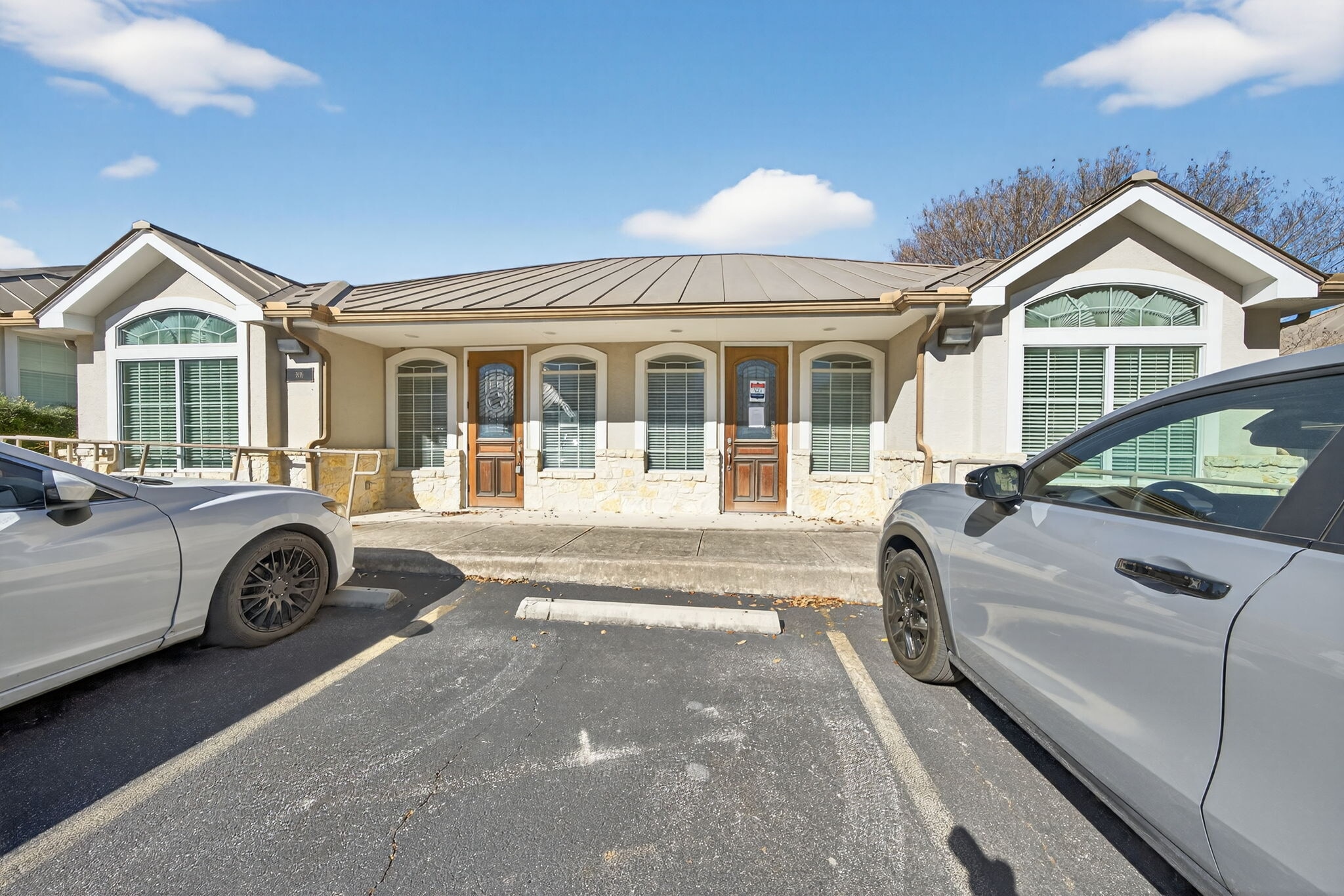 4230 Gardendale St, San Antonio, TX for Sale