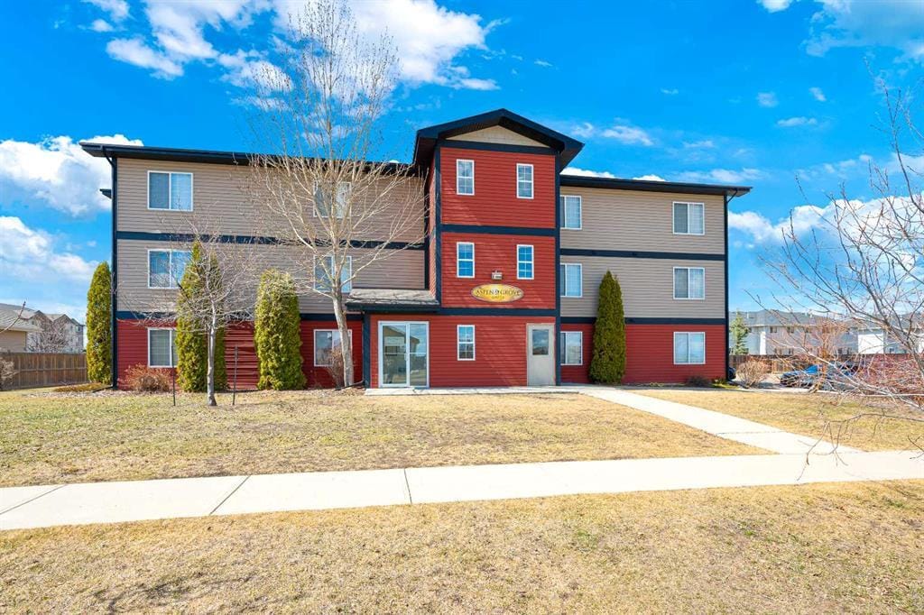 1704 47A Av, Lloydminster, SK for Sale