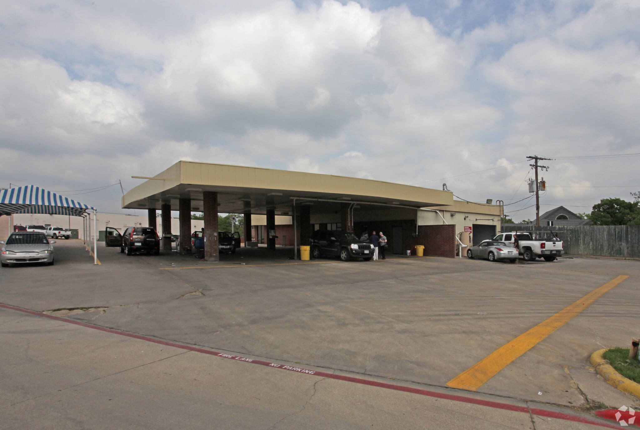 5780 W Pleasant Ridge Rd, Arlington, TX for Rent