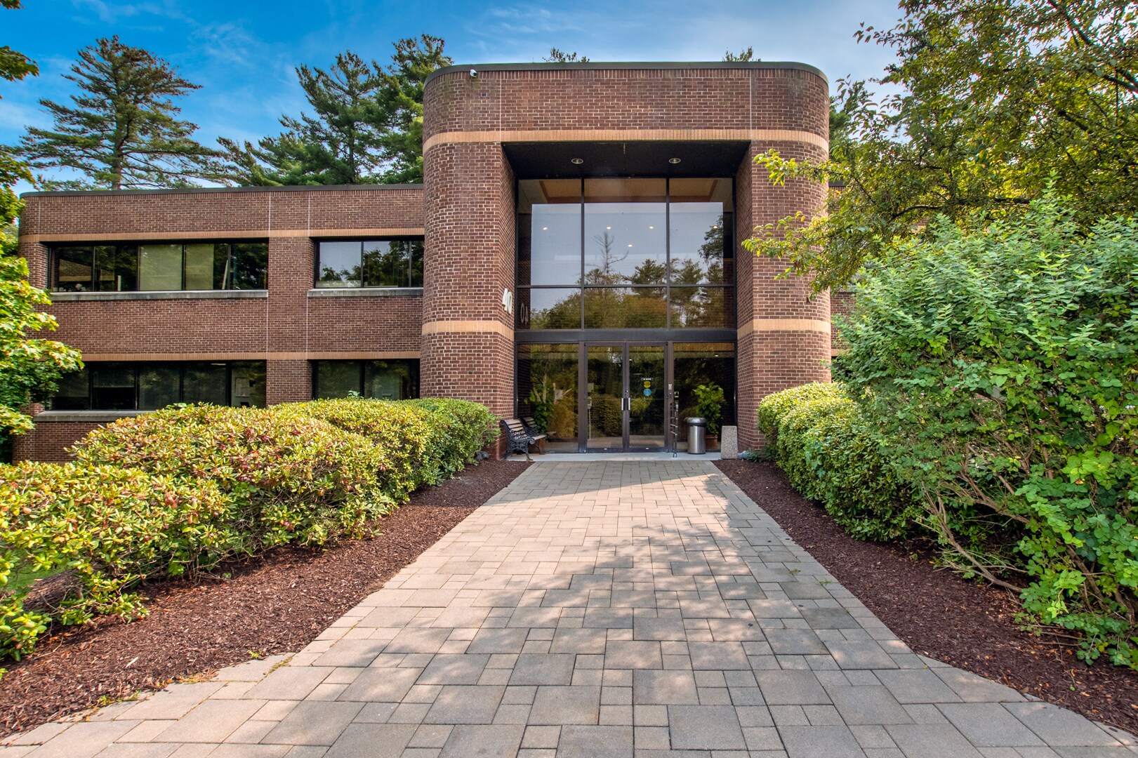 40 Dale Rd Avon, CT 06001 Office Property for Lease on