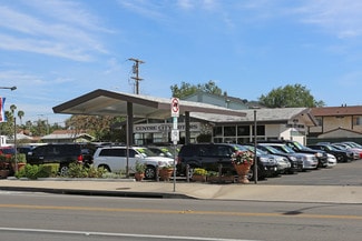 Escondido, CA Retail - 445 W 9th Ave