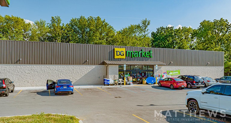 1435 E Spring St, Saint Marys, OH for Sale