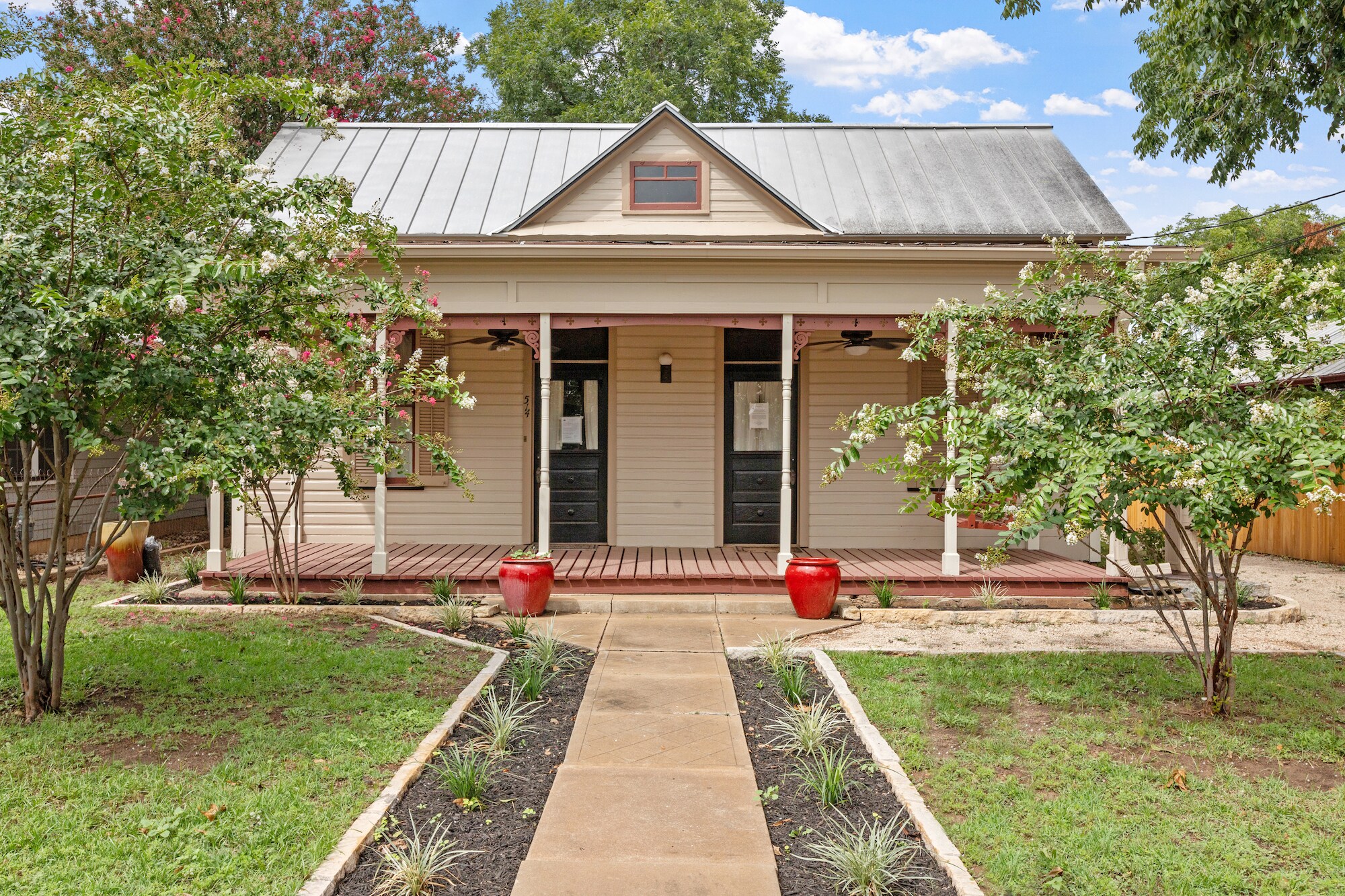 514 W Austin St, Fredericksburg, TX for Sale