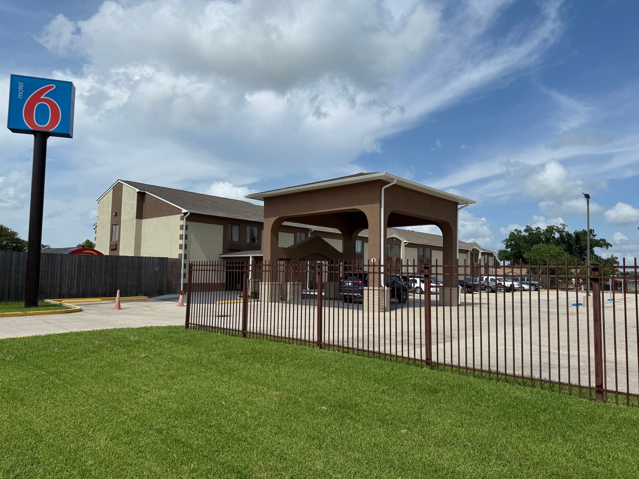 125 Dixie Ave, Houma, LA for Sale