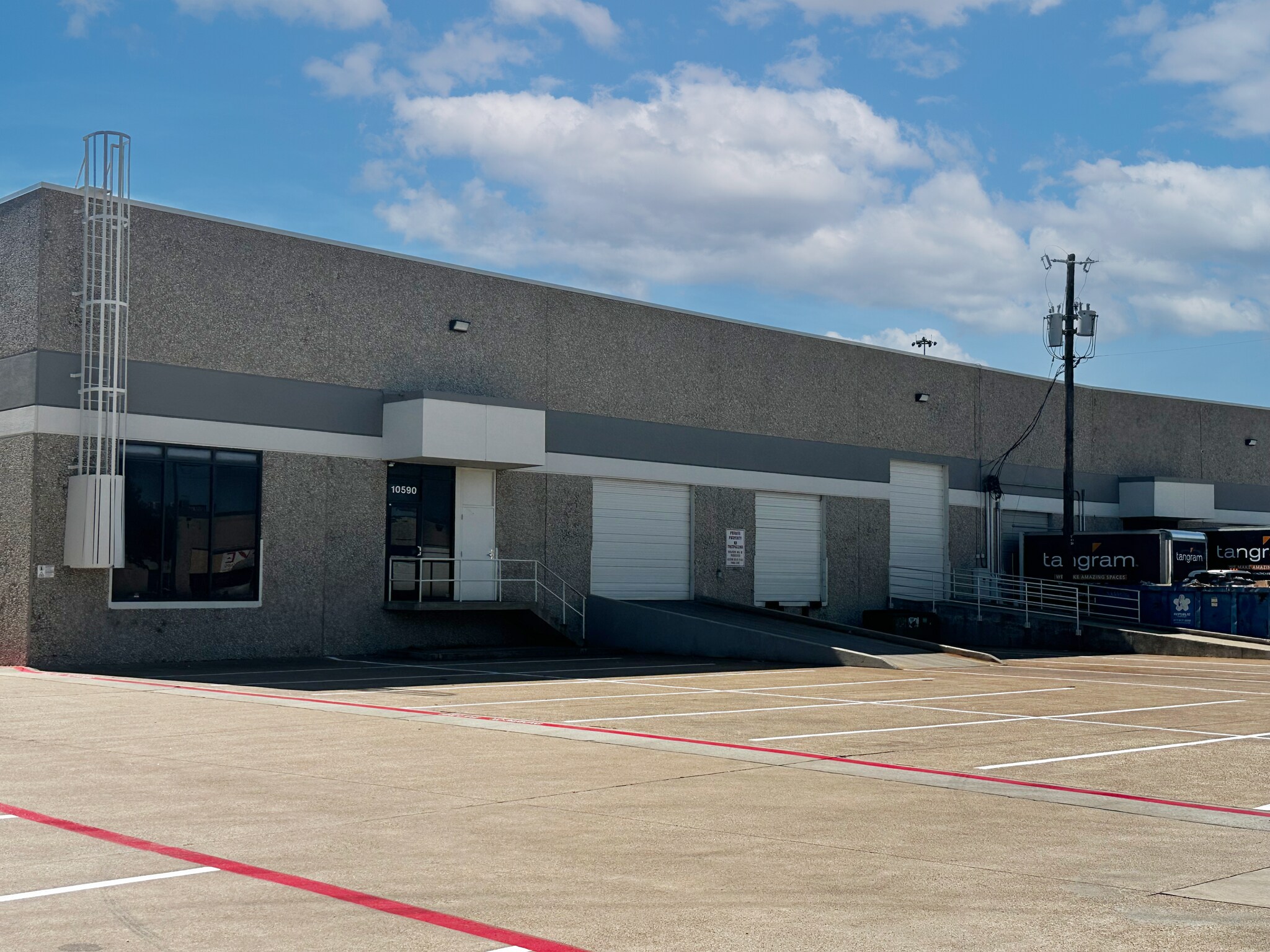 10502-10590 King William Dr, Dallas, TX for Rent