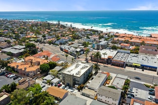 La Jolla, CA Apartments - 7441-43 La Jolla Blvd Blvd