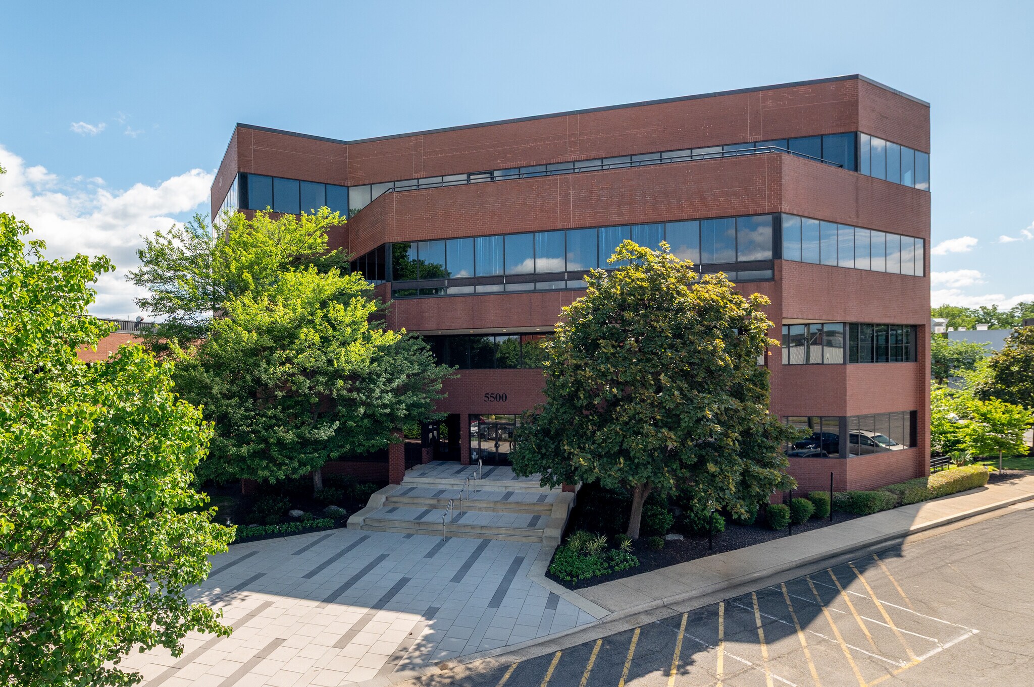 5500 Cherokee Ave, Alexandria, VA for Rent