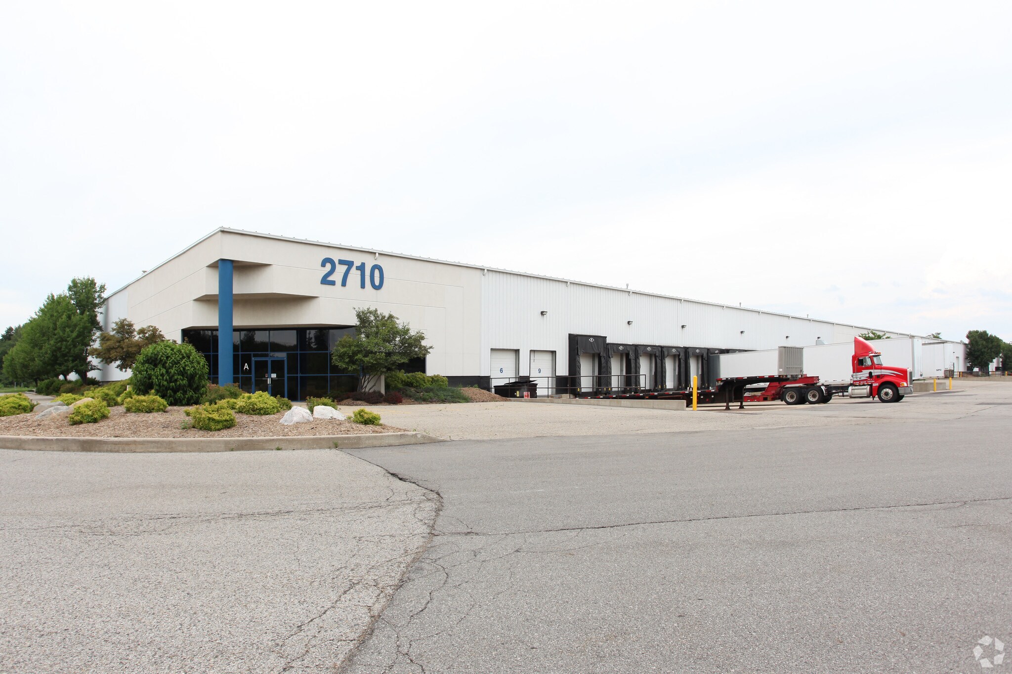 2710 Northridge Dr NW Walker, MI 49544 Industrial Property for Lease