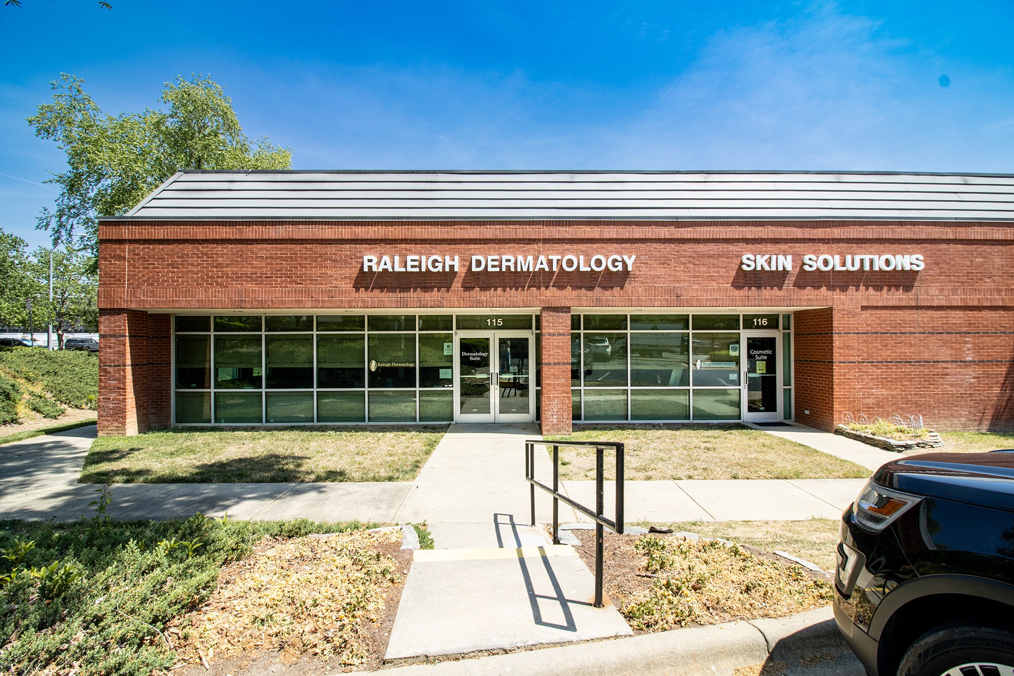 800 Springfield Commons Dr, Raleigh, NC for Sale