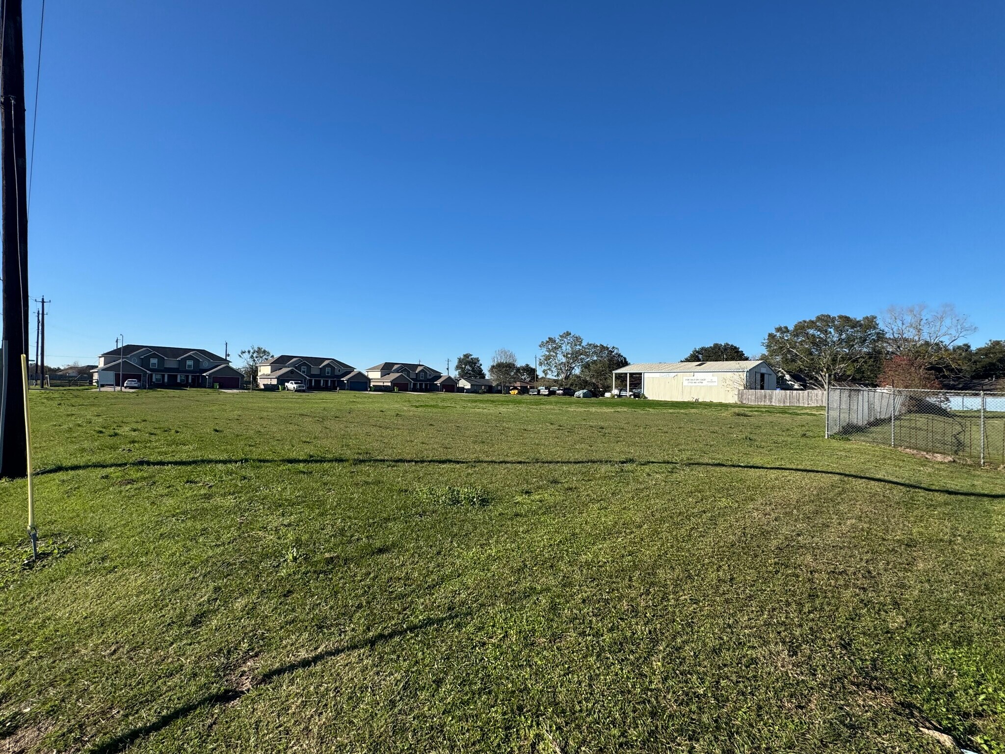 2415 Jones St, Rosenberg, TX for Sale