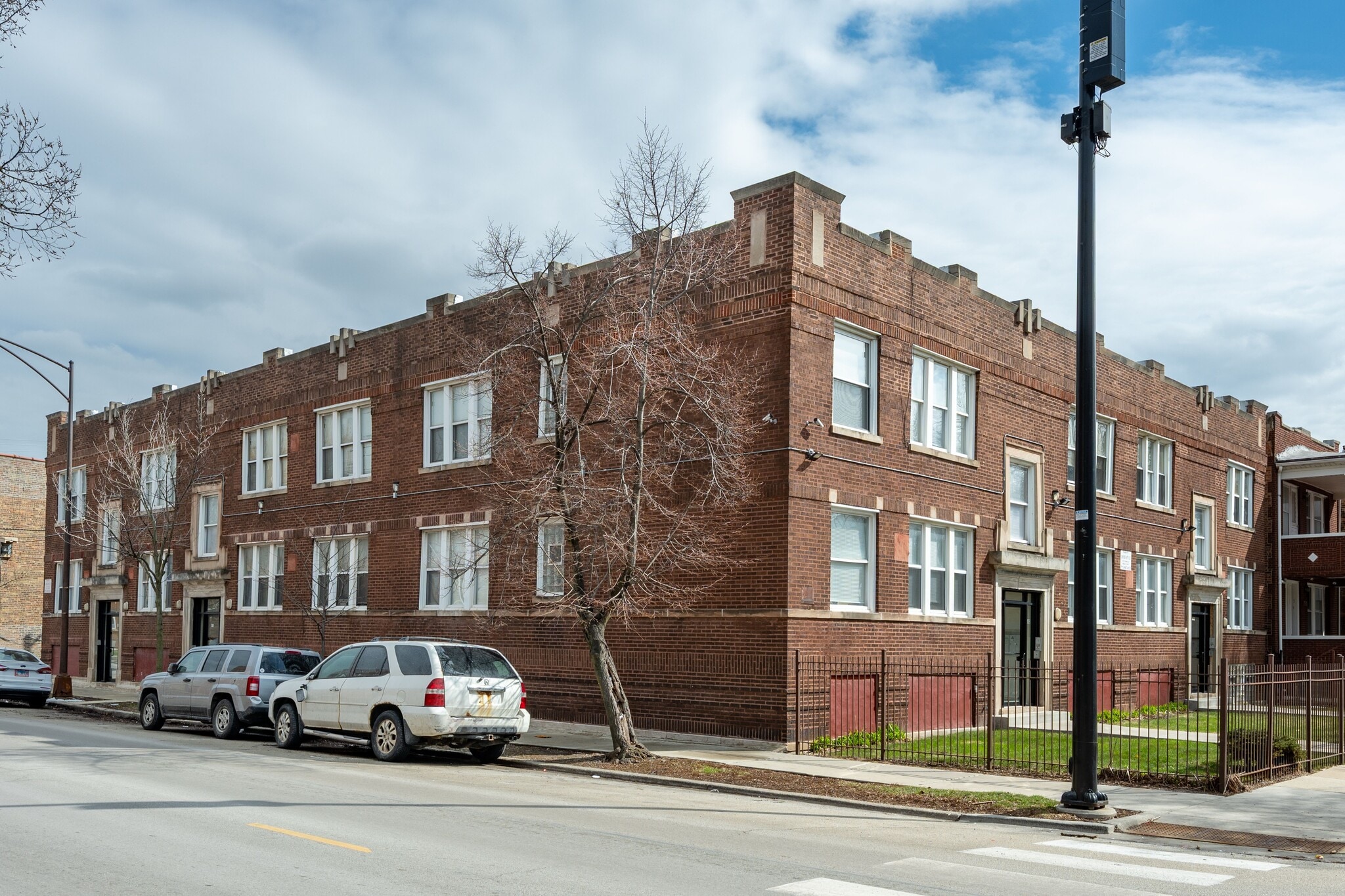 7601-7605 S Peoria St, Chicago, IL for Sale