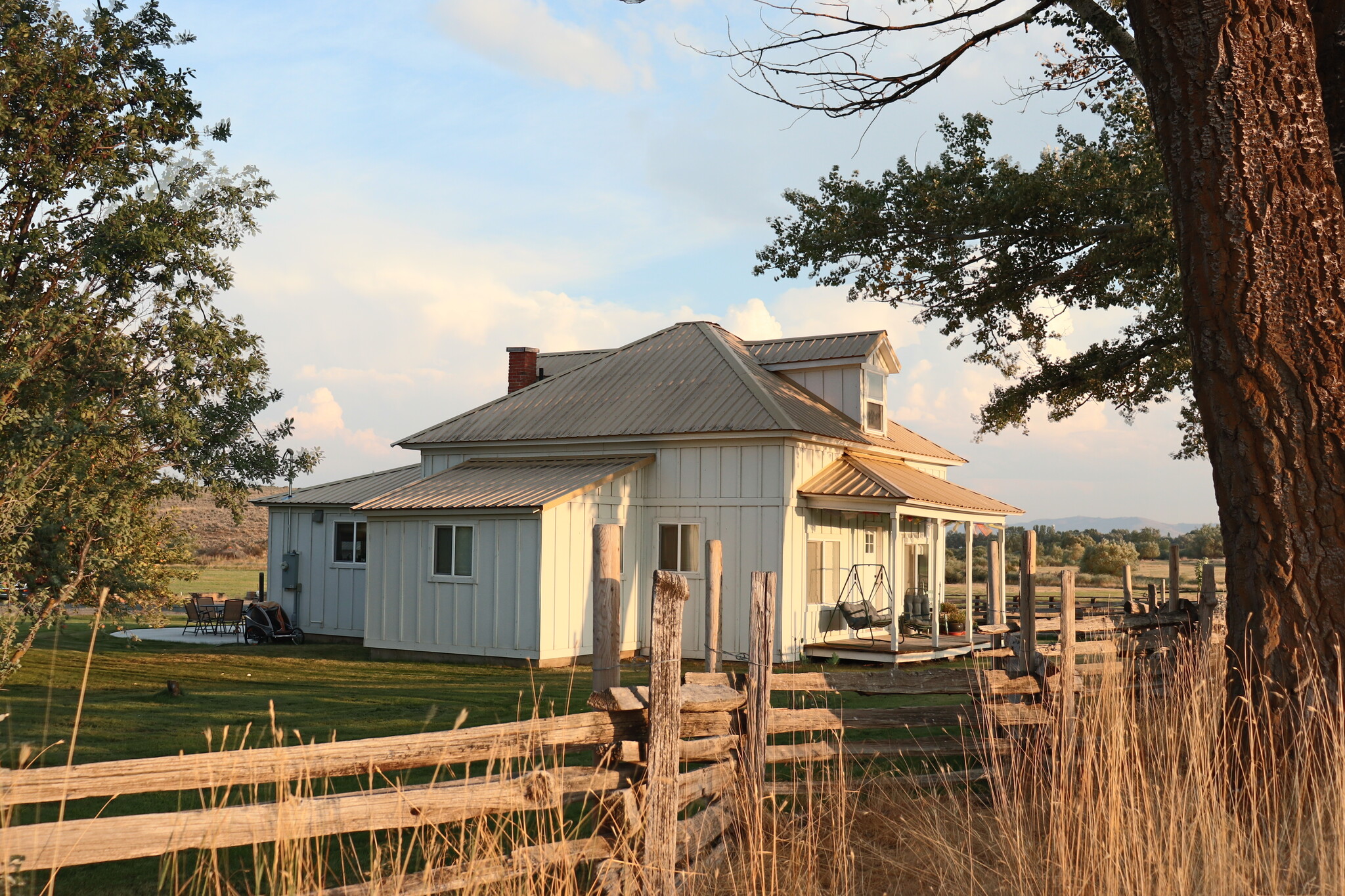 47219 Highway 30, Haines, OR for Sale