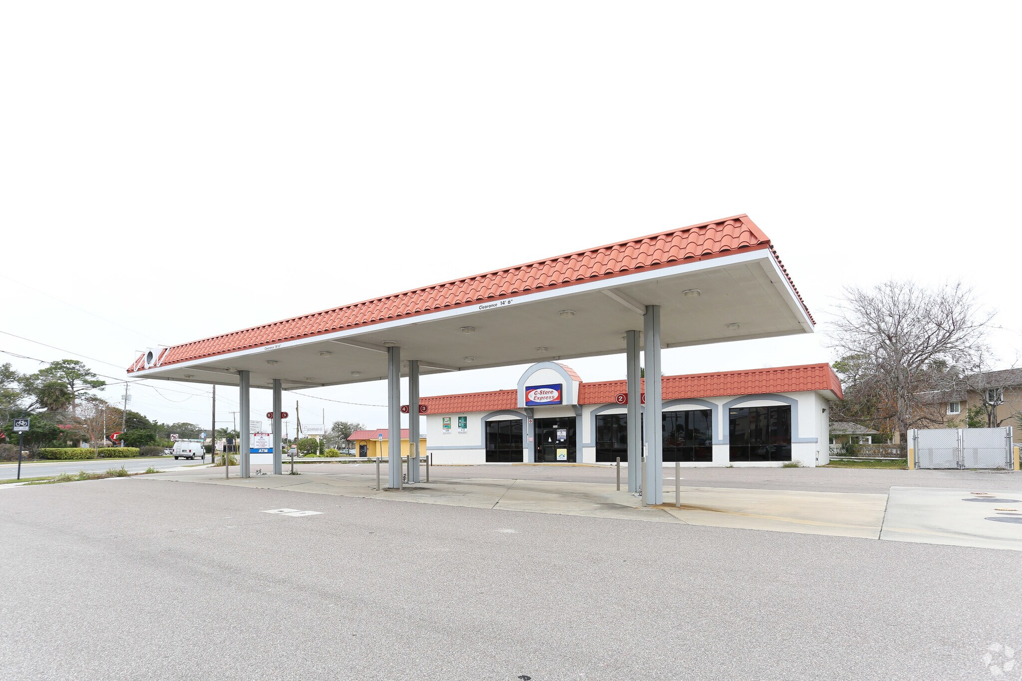 2323 S Ridgewood Ave, Daytona Beach, FL for Sale