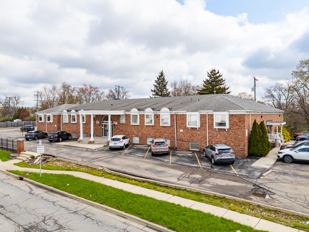 50 Old Village Rd, Columbus, OH for Sale