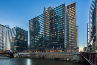 Chicago, IL Coworking Space - 10 S Riverside Plz