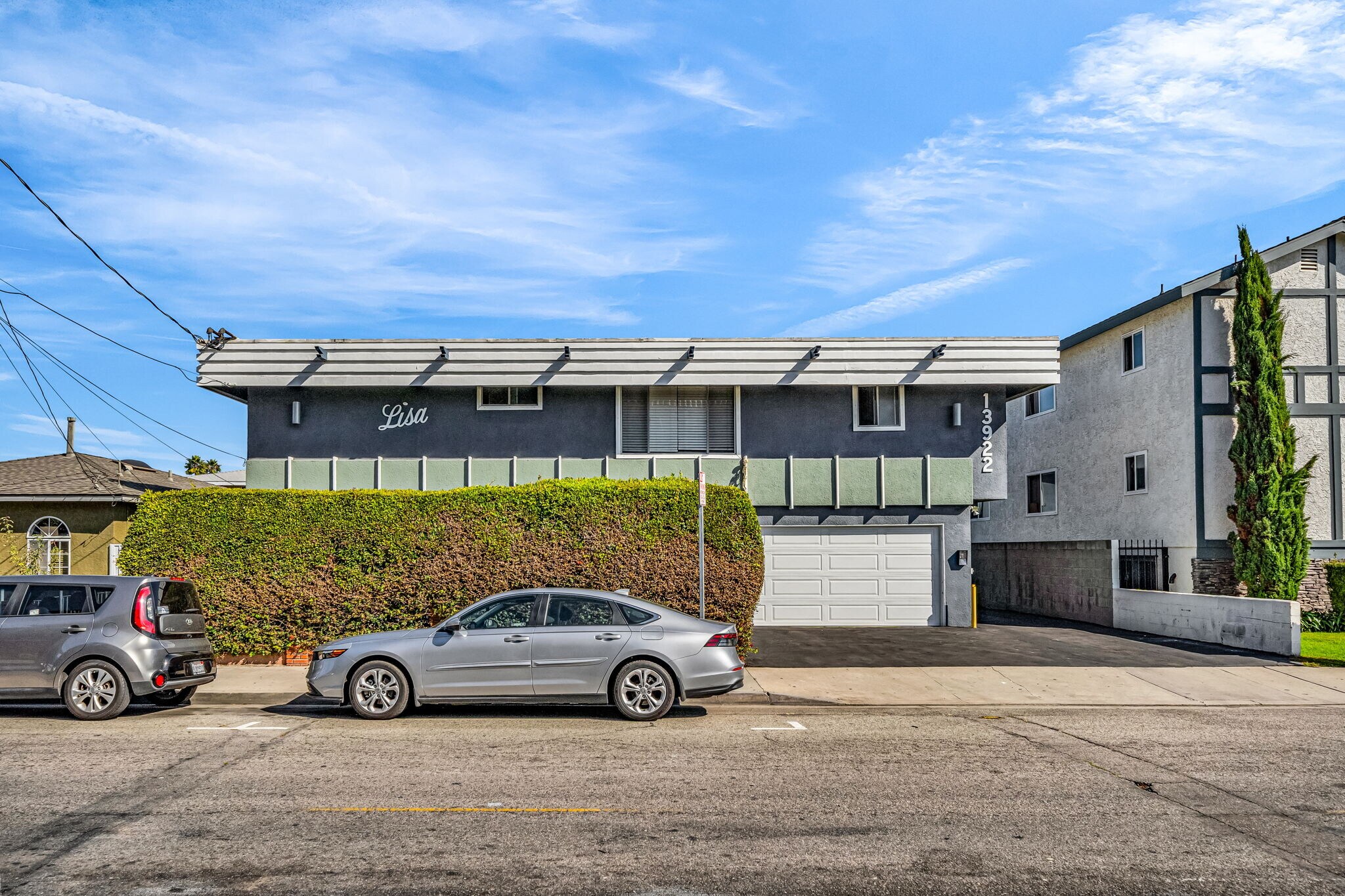 13922 Yukon Ave, Hawthorne, CA for Sale