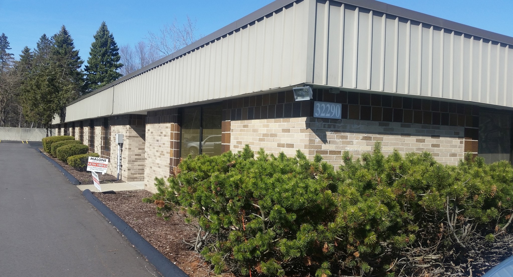 32290 5 Mile Rd, Livonia, MI for Sale