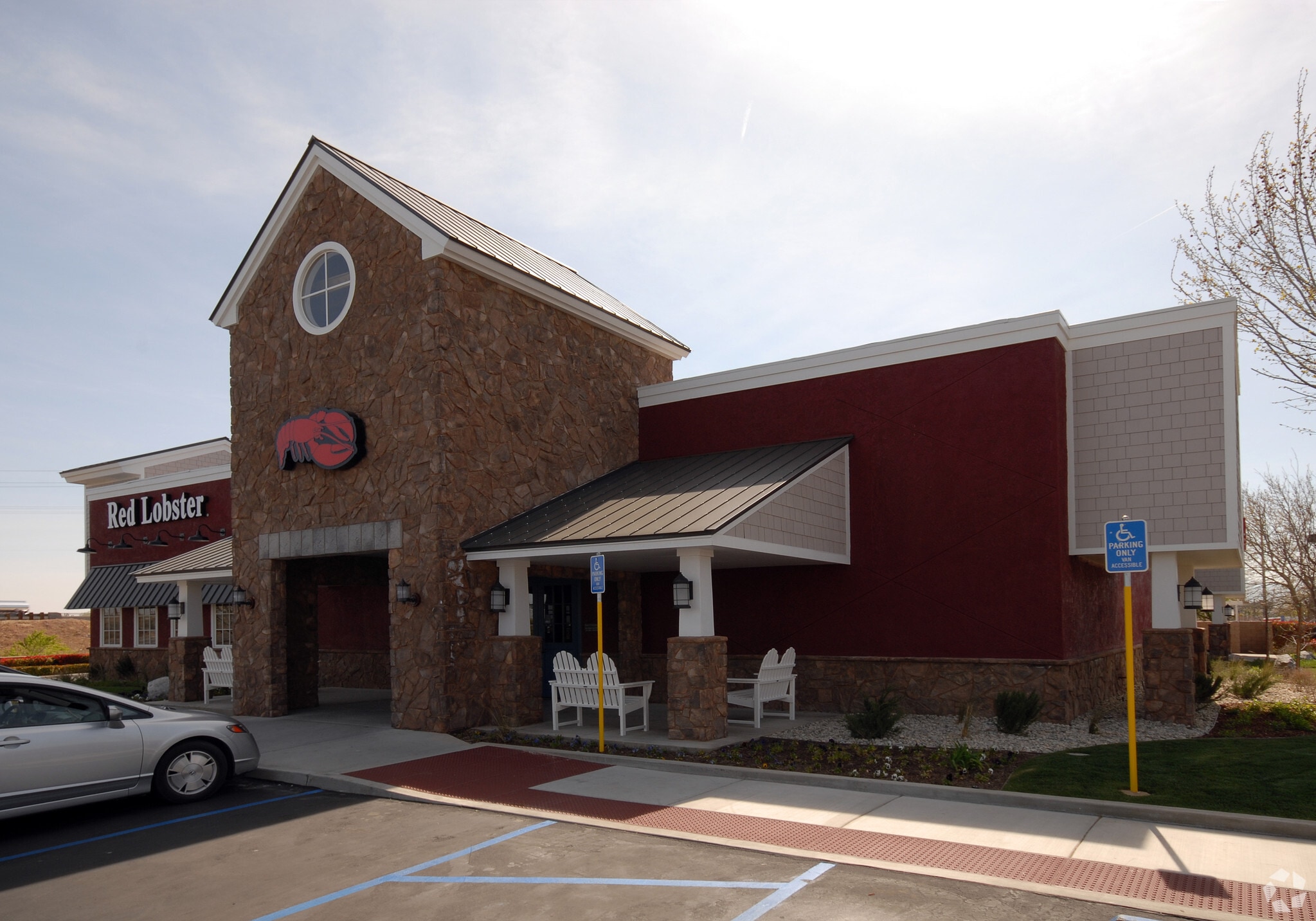 1041 W Avenue P, Palmdale, CA for Sale