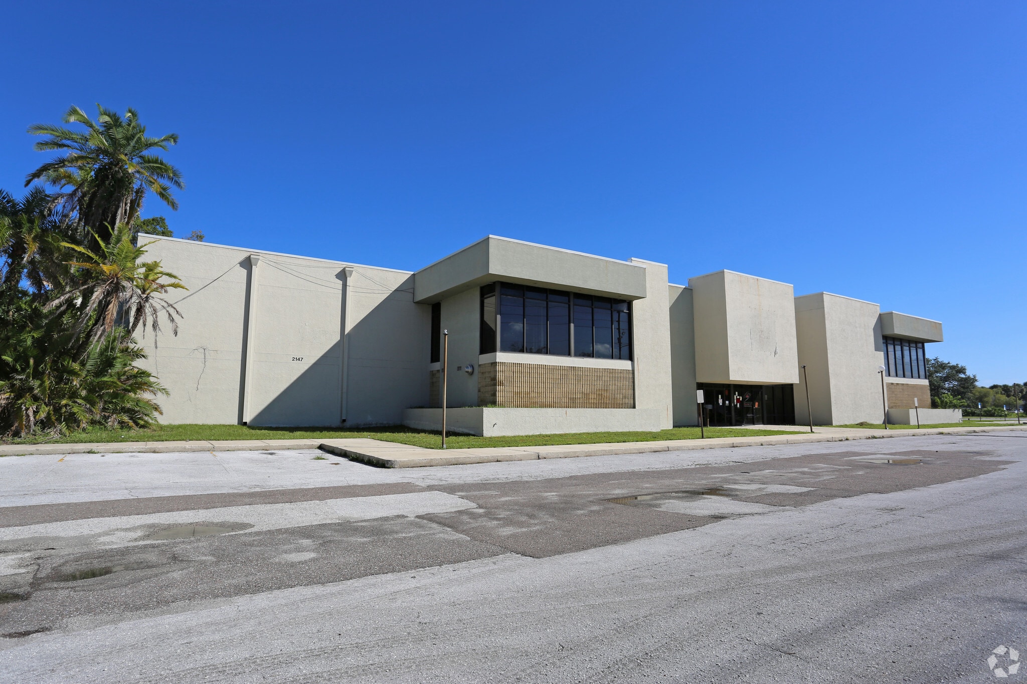 2147 Pine Forest Dr, Clearwater, FL for Rent