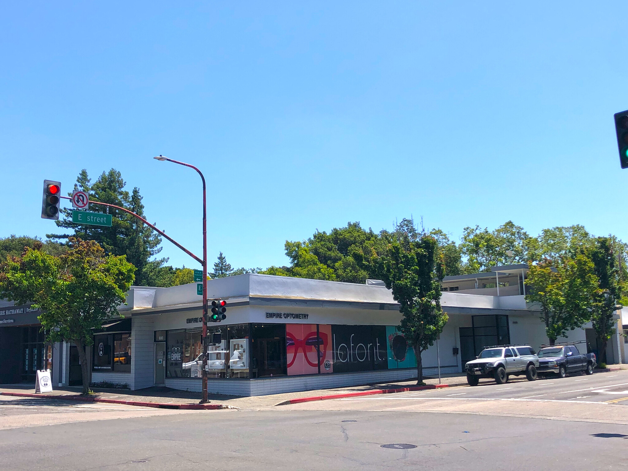 800-802 4th St, Santa Rosa, CA for Sale