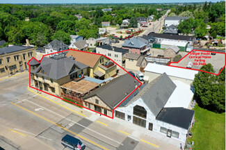 Slinger, WI Bar - 100-104 W Washington St