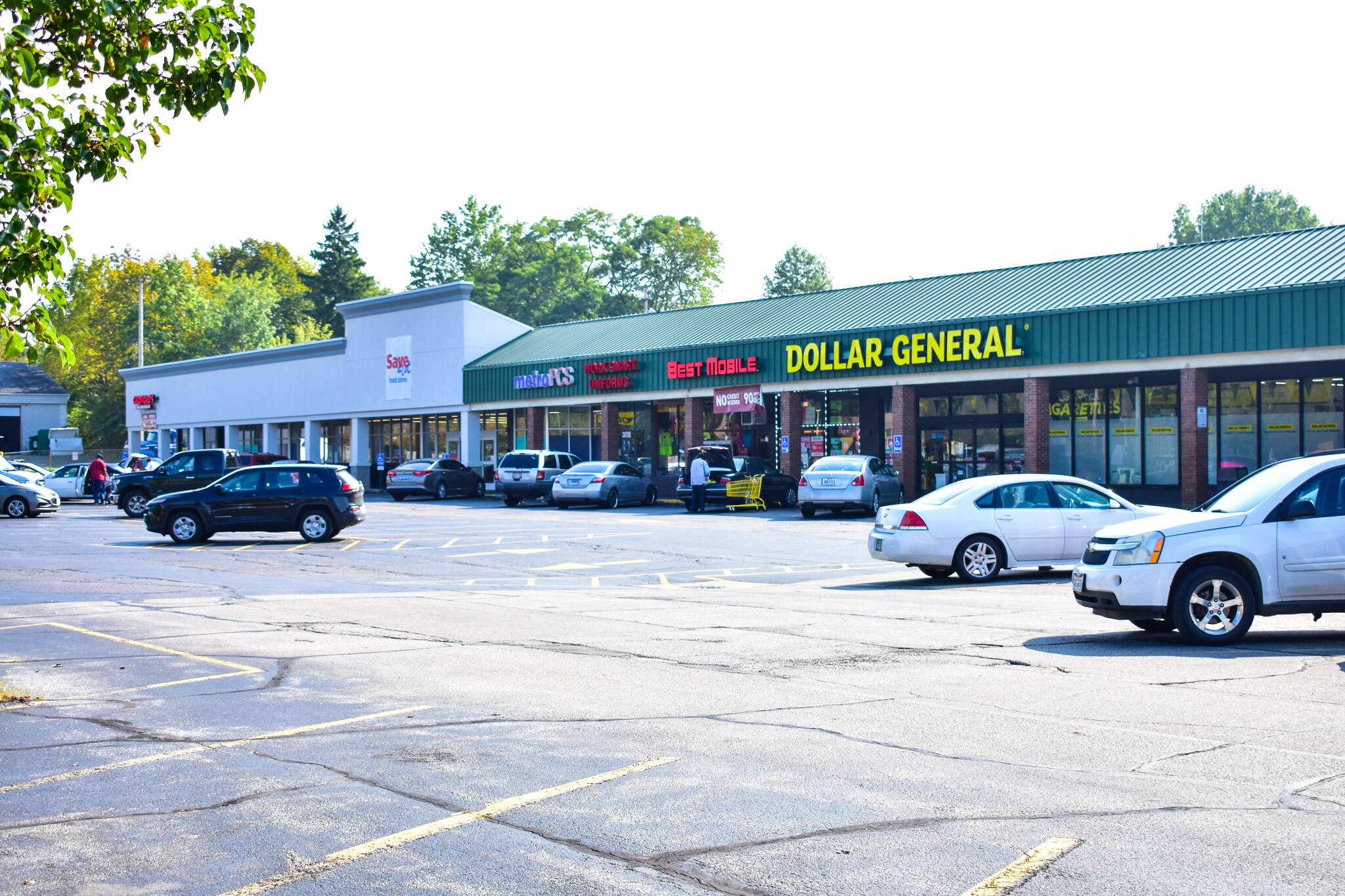 15700-15880 Broadway Ave, Maple Heights, OH for Rent