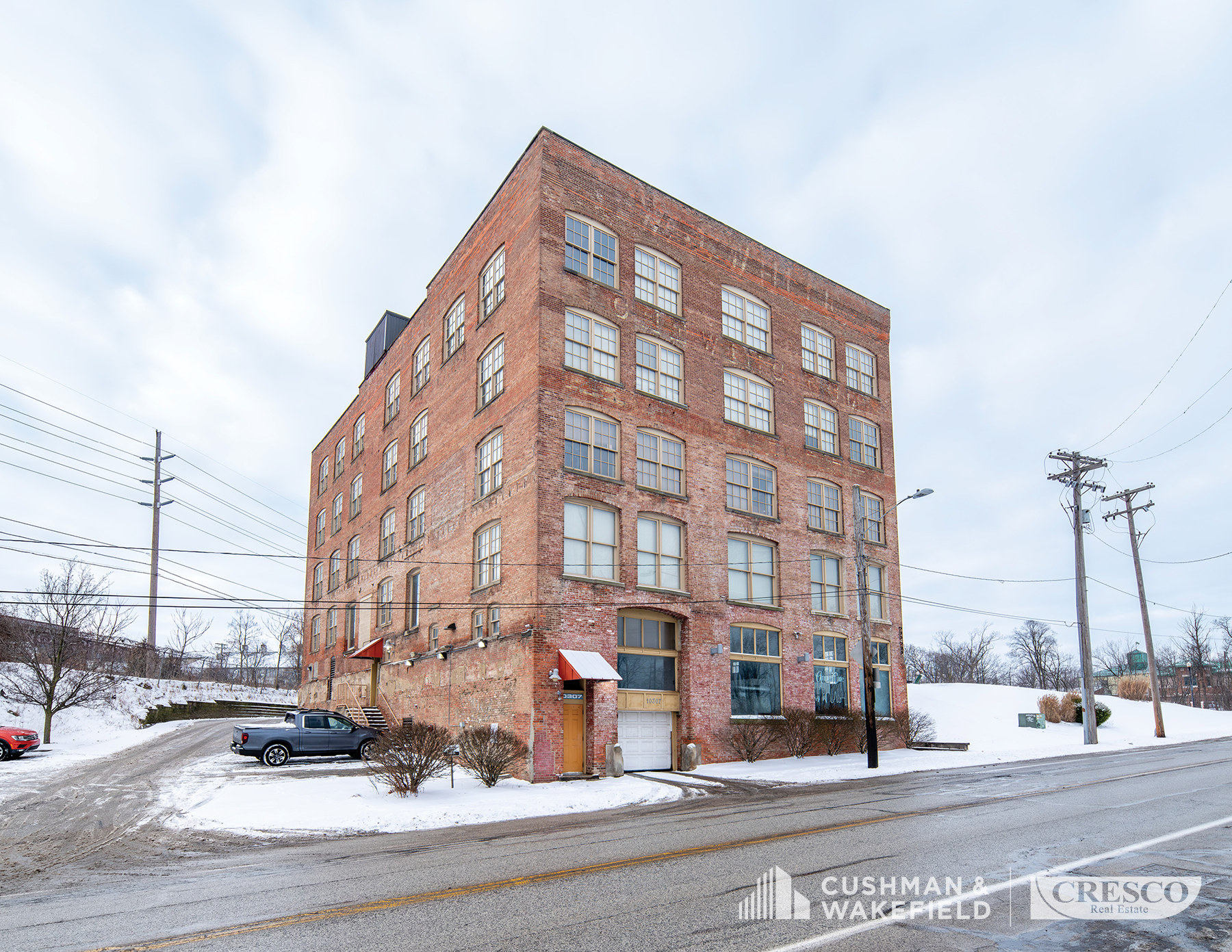 10307 Detroit Ave, Cleveland, OH for Rent