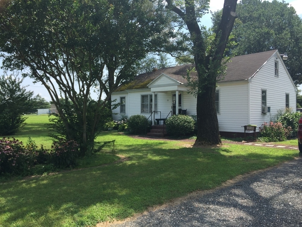 301-303 S Division St, Fruitland, MD for Sale