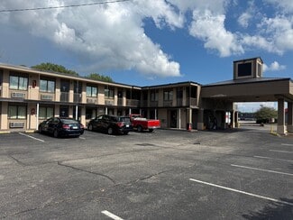 Evansville, IN Hospitality - 4321 US 41 North
