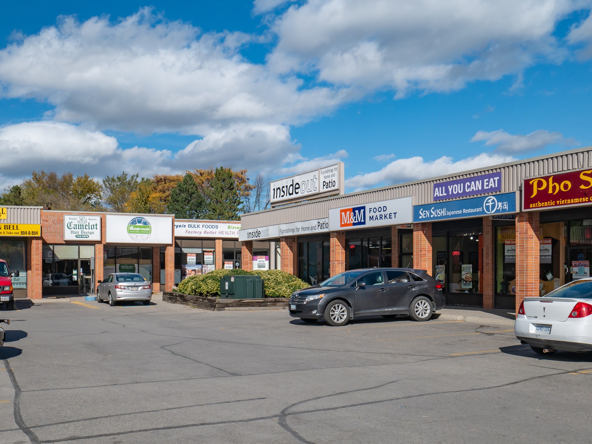 16925 Yonge St, Newmarket, ON for Rent