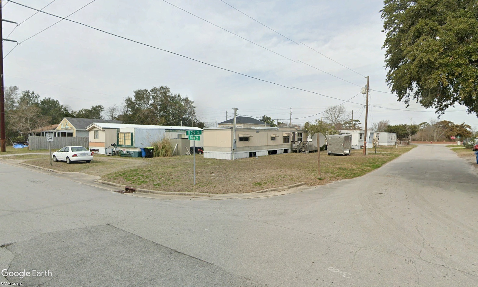 2100 Fisher St, Morehead City, NC for Sale