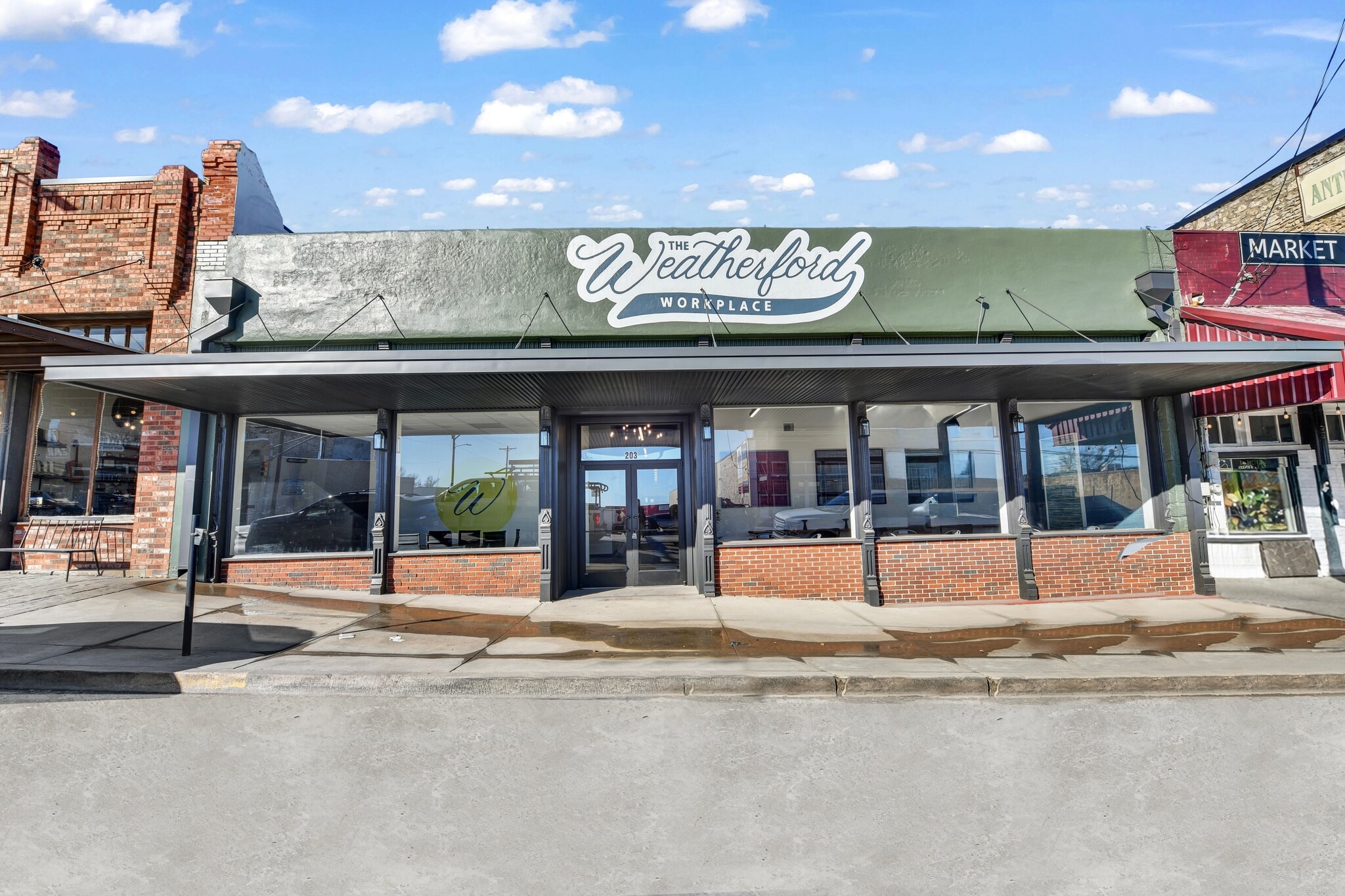 203 N Main St, Weatherford, TX for Rent