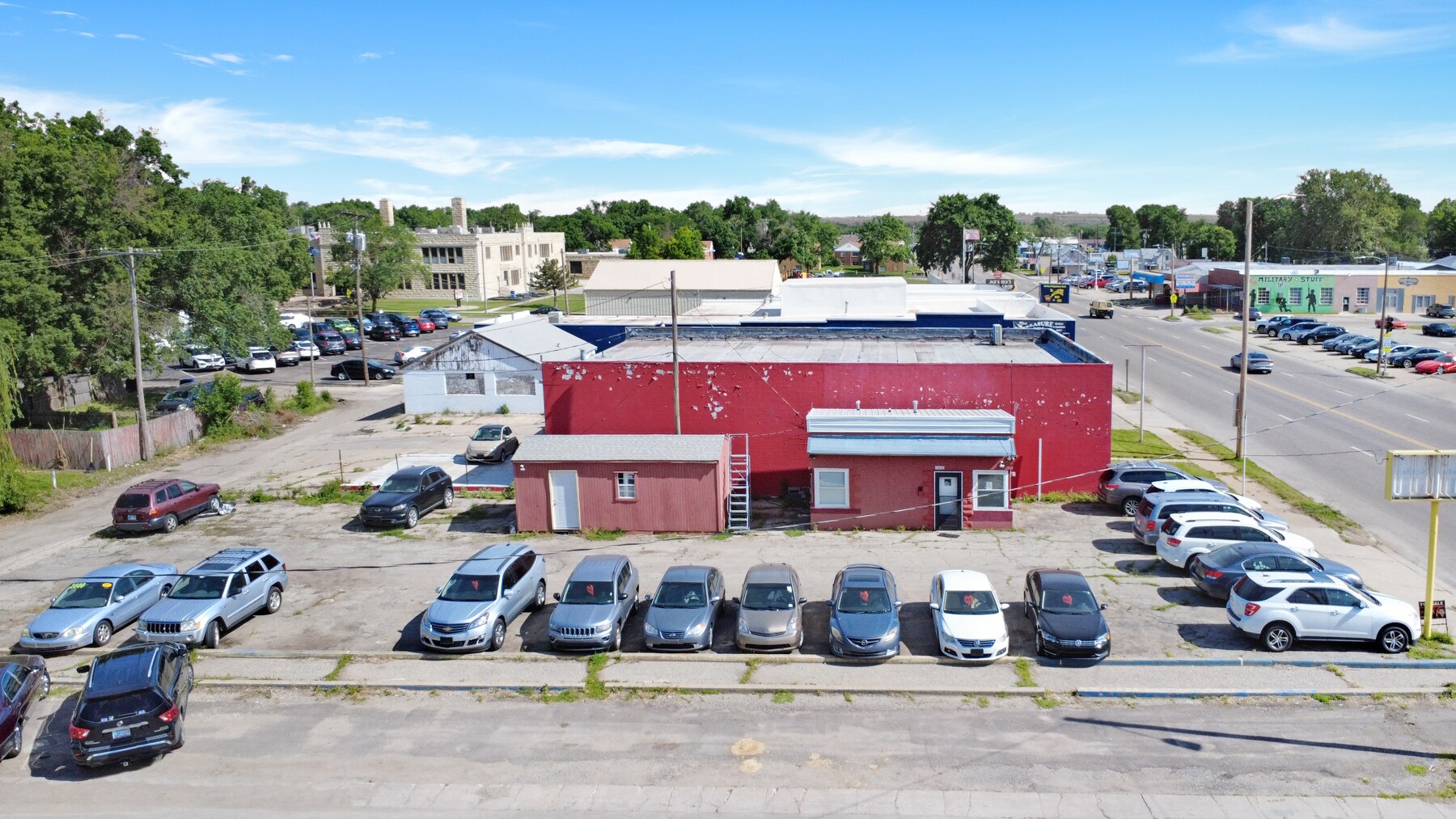 1402 N Washington St, Junction City, KS for Sale
