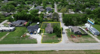 Valley View, TX Commercial - 401 I-35 Frontage rd