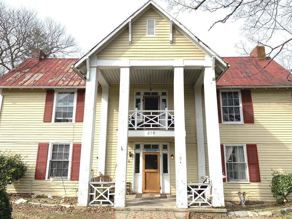 579 Botetourt Rd, Fincastle, VA for Sale