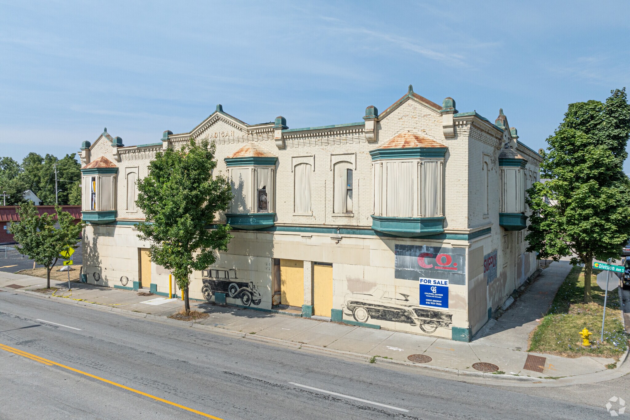 1103 Division Ave S, Grand Rapids, MI for Sale
