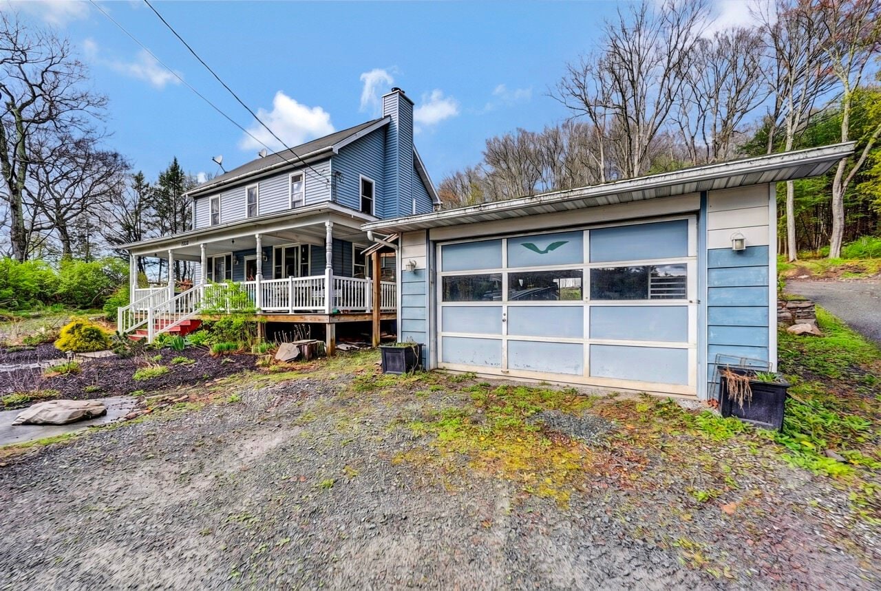 768 Texas Palmyra Hwy, Hawley, PA for Sale