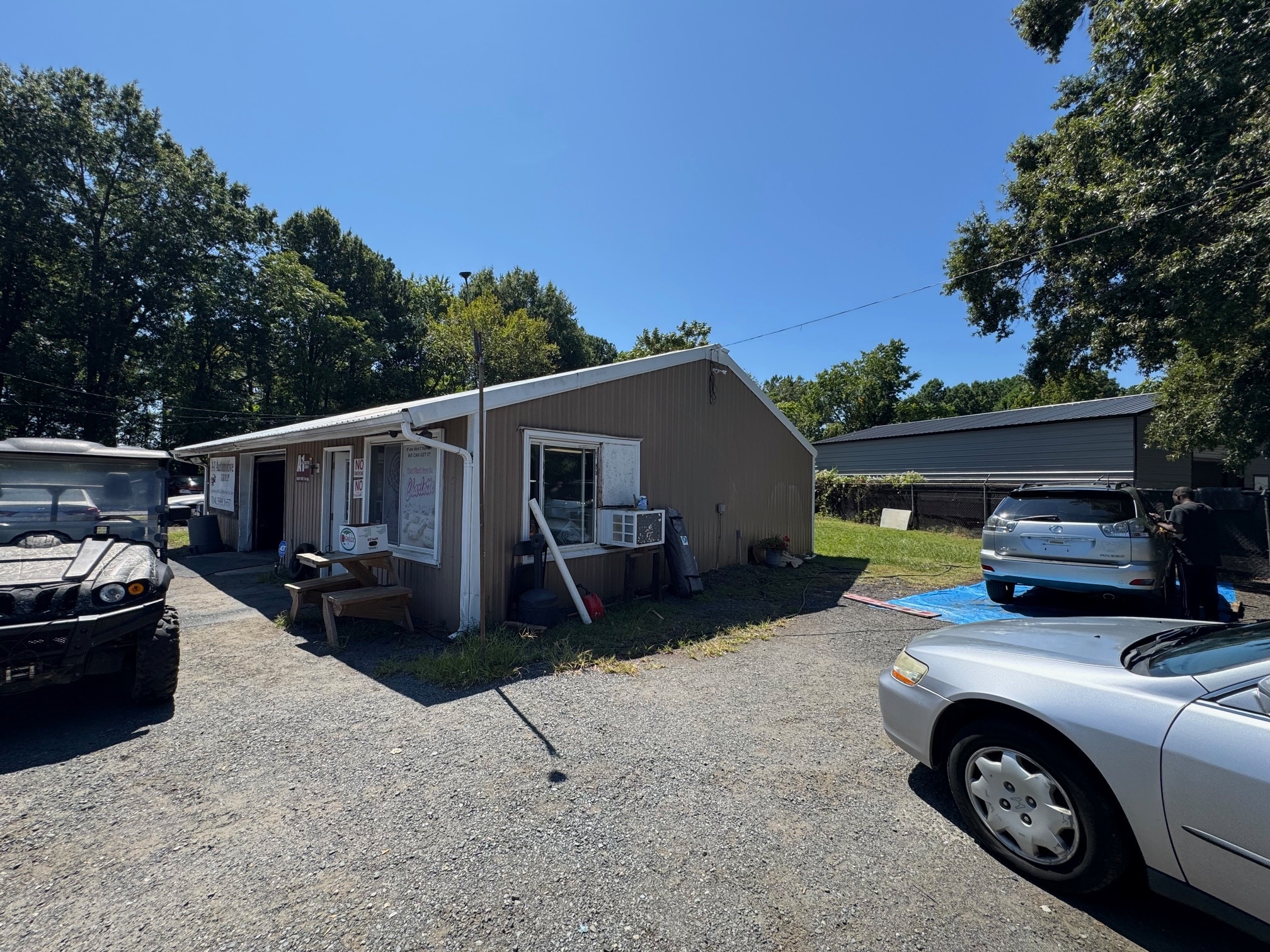 2225 W Sugar Creek Rd, Charlotte, NC for Sale