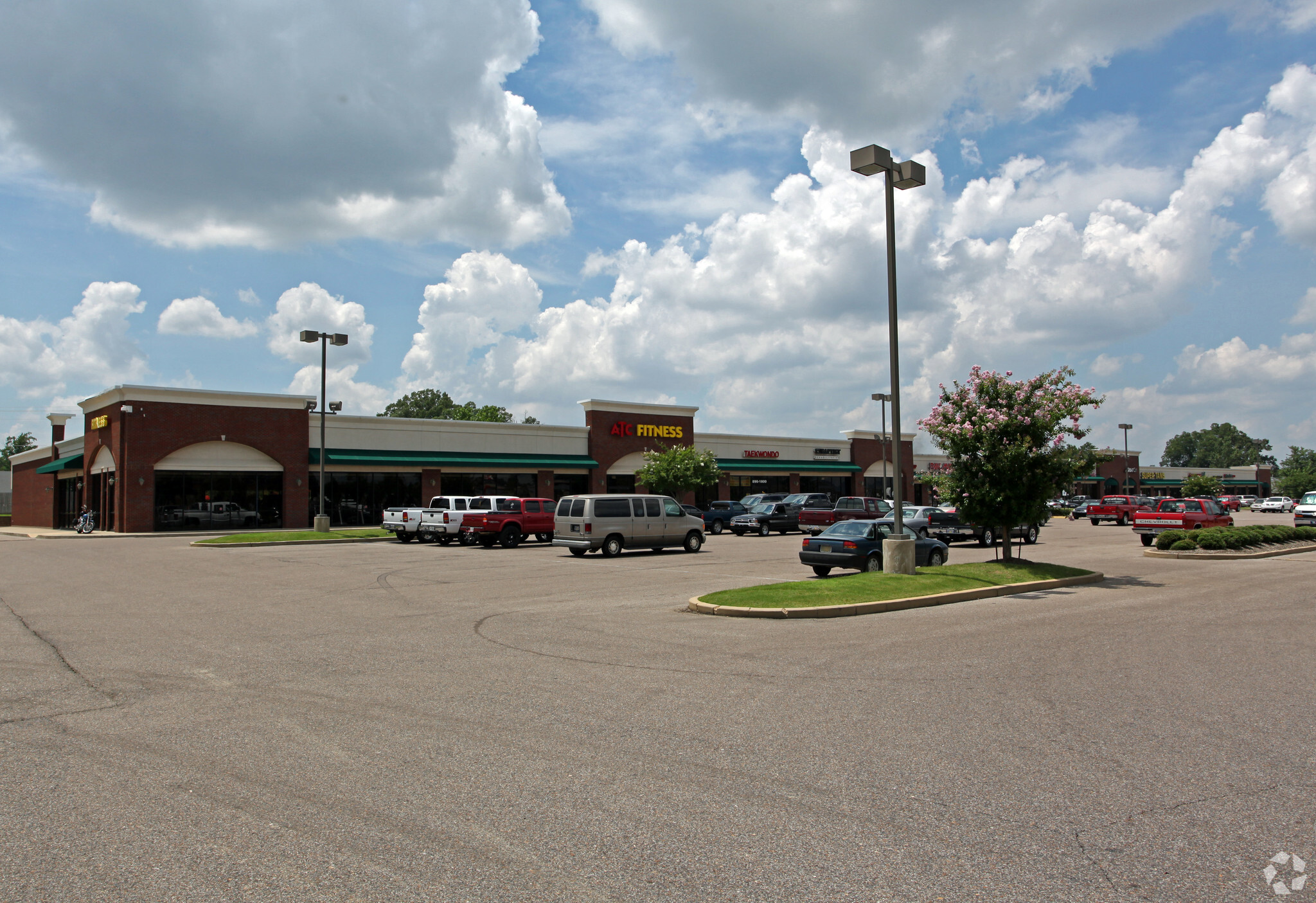 7037-7169 Hacks Cross Rd, Olive Branch, MS for Rent