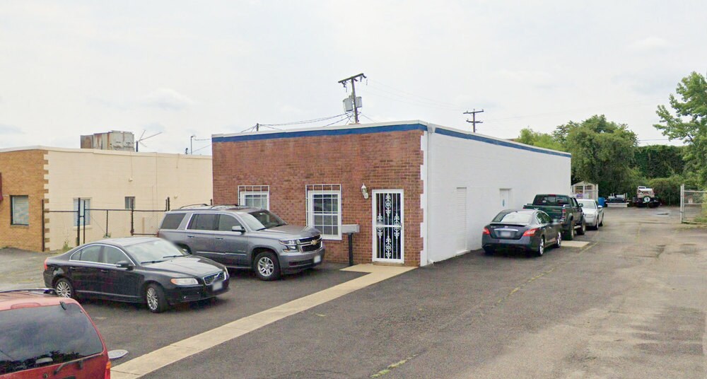 5321 Distributor Dr, Richmond, VA for Sale