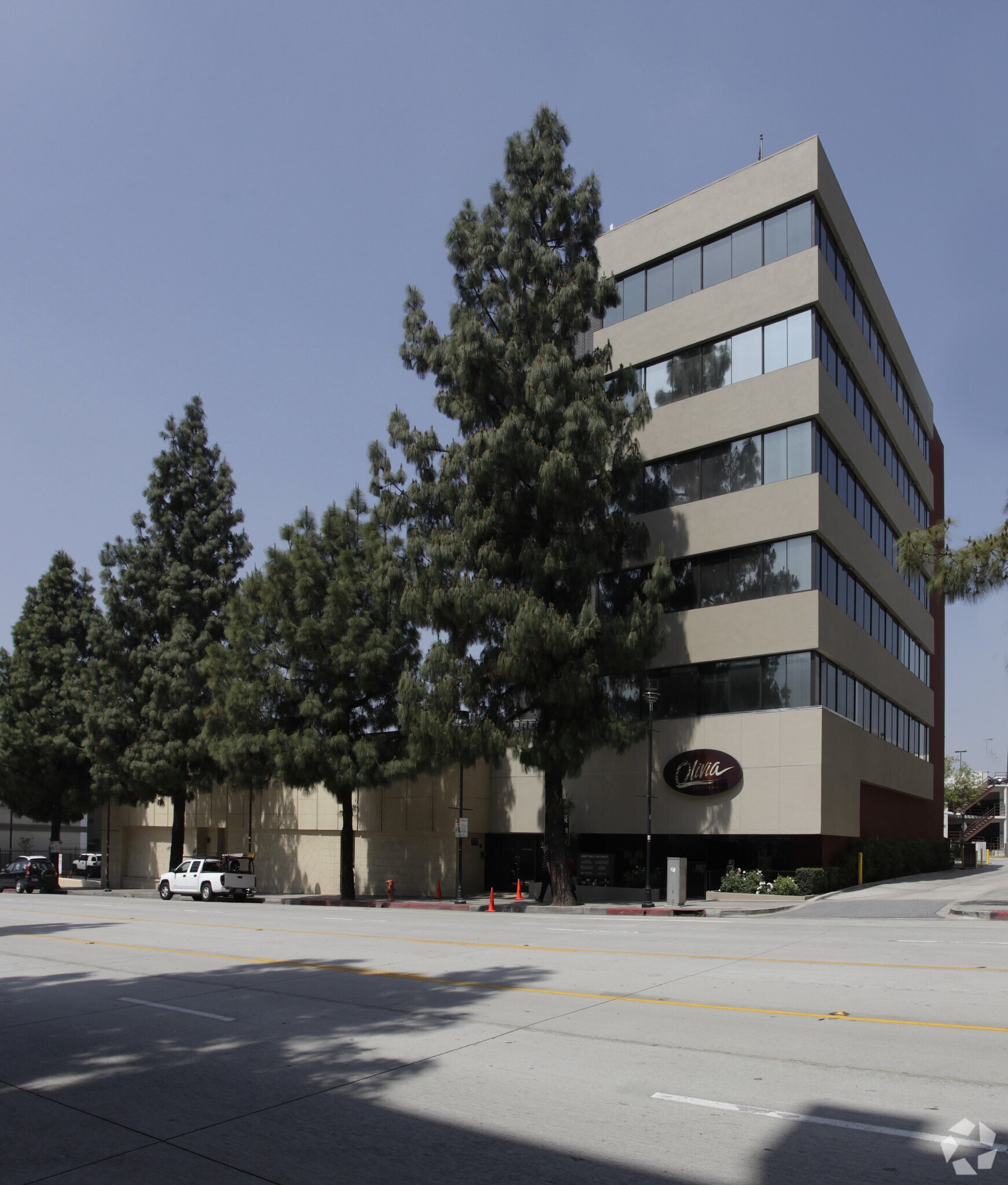 245 E Olive Ave, Burbank, CA for Rent